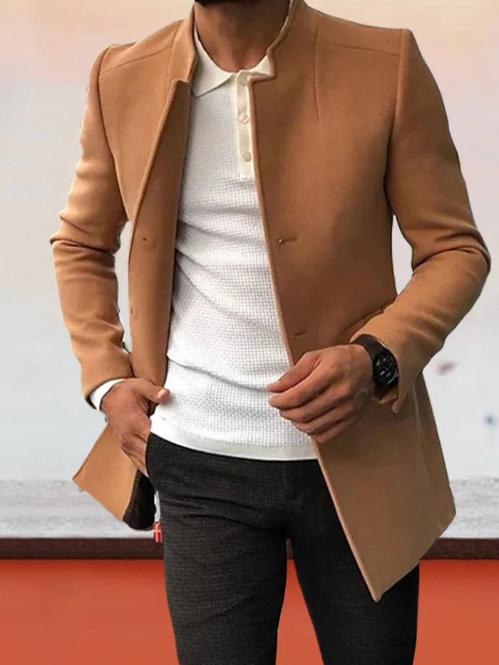 Moderna enobarvna jakna iz tvida